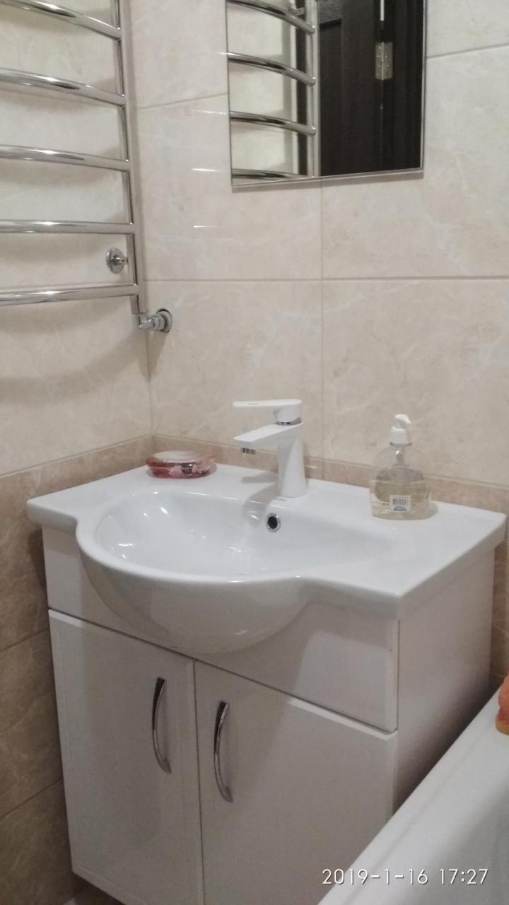 Comfortable Apartments Rivne Dış mekan fotoğraf